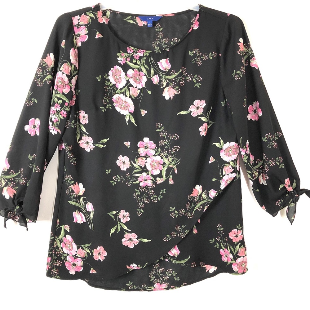 APT. 9 FLORAL TOP